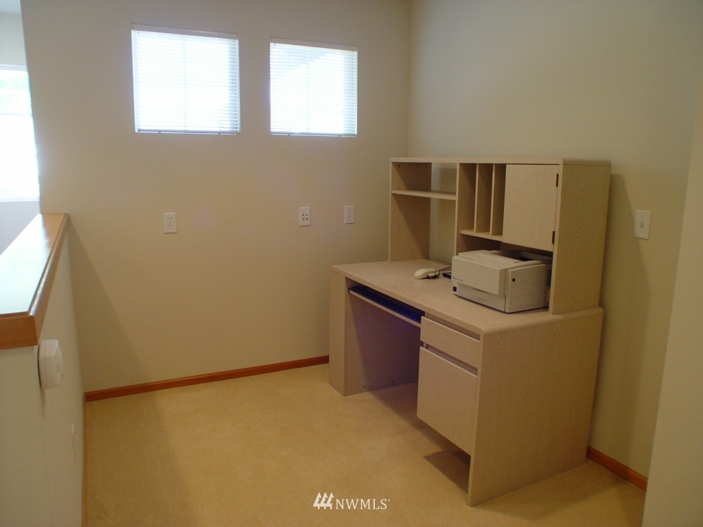 5915 Southeast 2nd Court Renton, WA 98059 - Photo 10 of 20