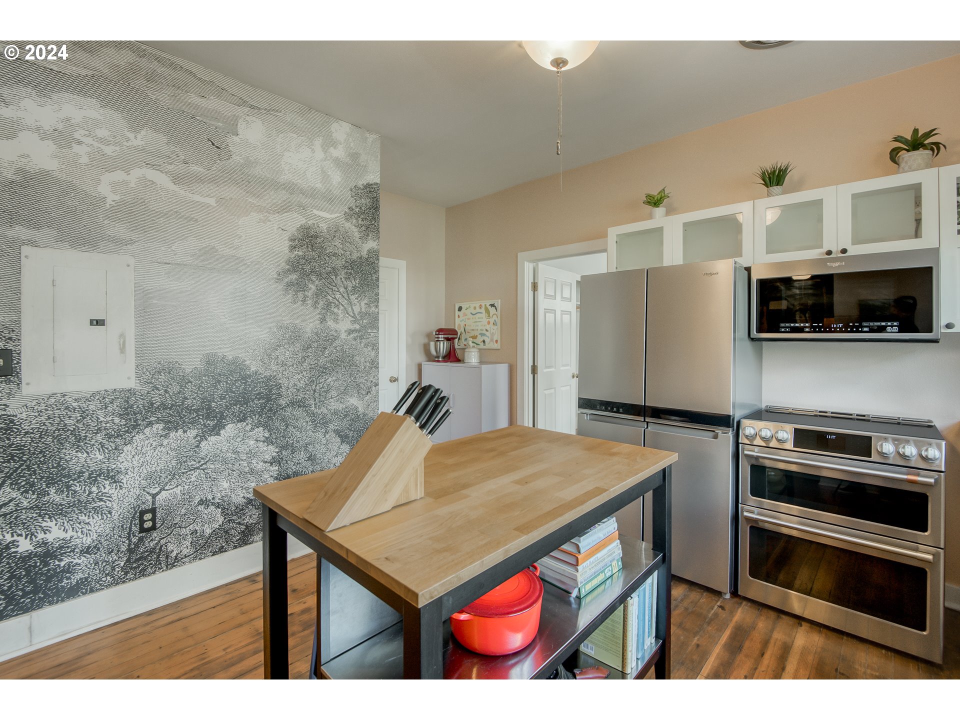 10 Northeast Fargo Street, Unit 1 Portland, OR 97212 - Photo 7 of 18