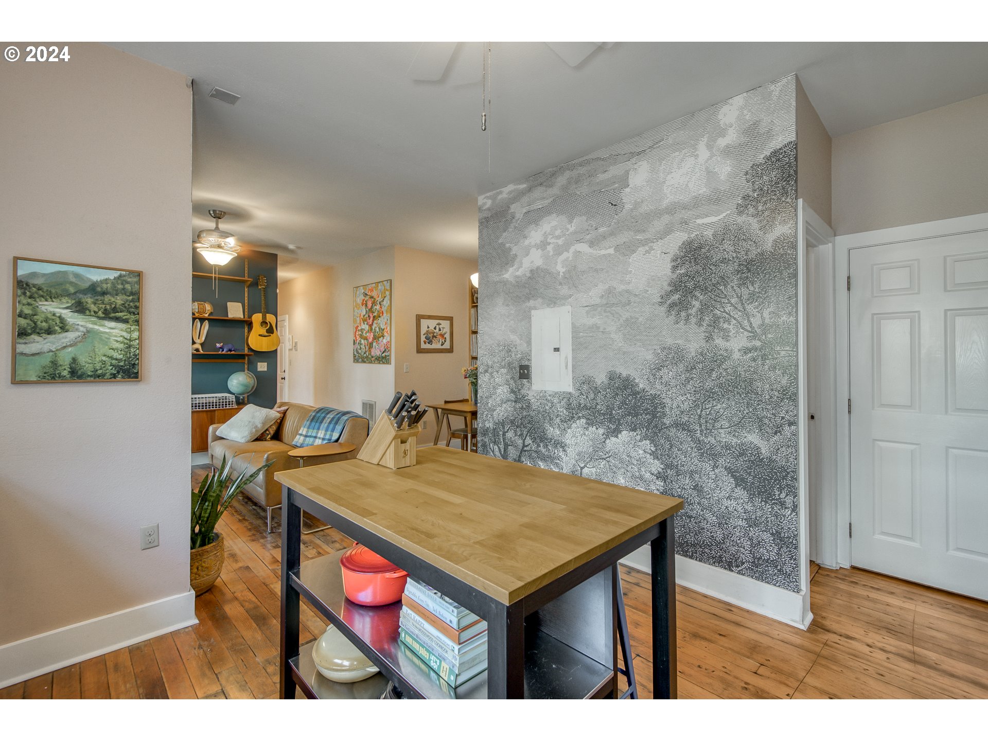 10 Northeast Fargo Street, Unit 1 Portland, OR 97212 - Photo 8 of 18