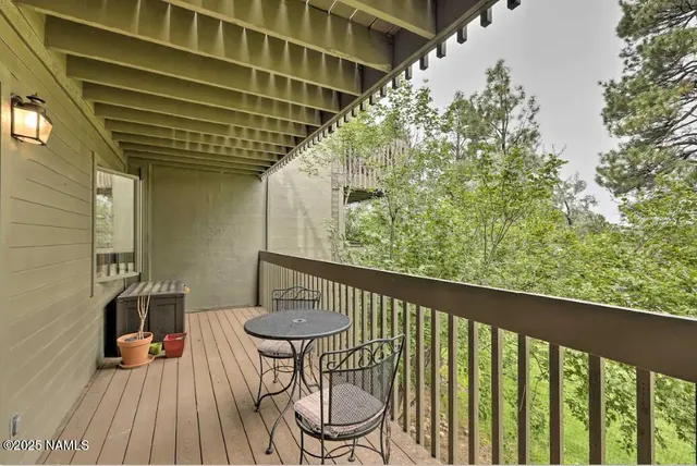 $300,000 | 2665 Valley View Drive, Unit 10121, Flagstaff, AZ 86004