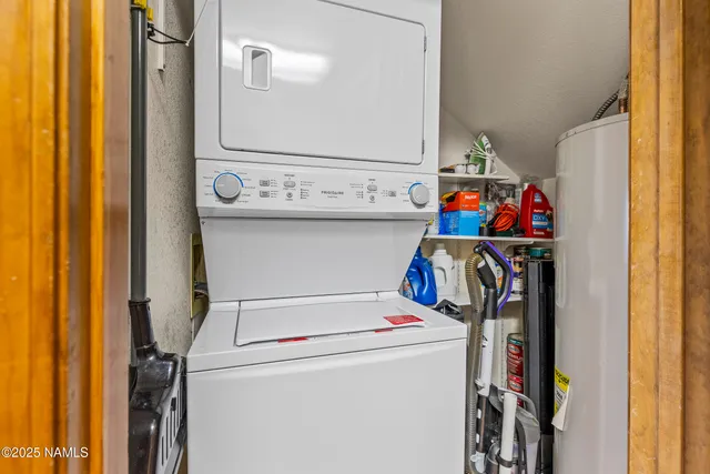 $300,000 | 2665 Valley View Drive, Unit 10121, Flagstaff, AZ 86004