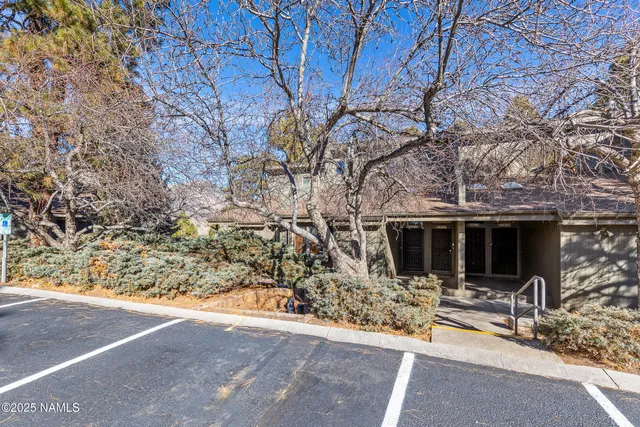 $300,000 | 2665 Valley View Drive, Unit 10121, Flagstaff, AZ 86004