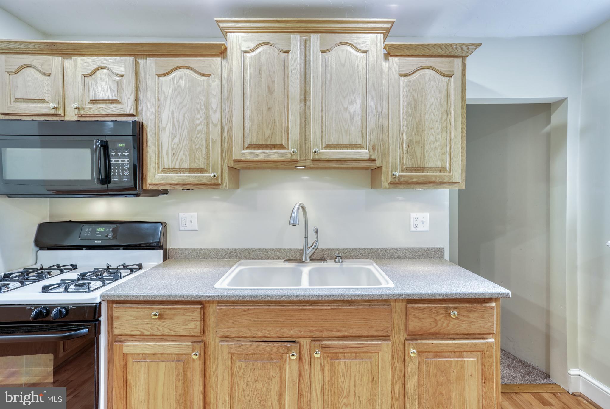 1136 Grandview Road York, PA 17403 - Photo 14 of 40 Gallery Image 14