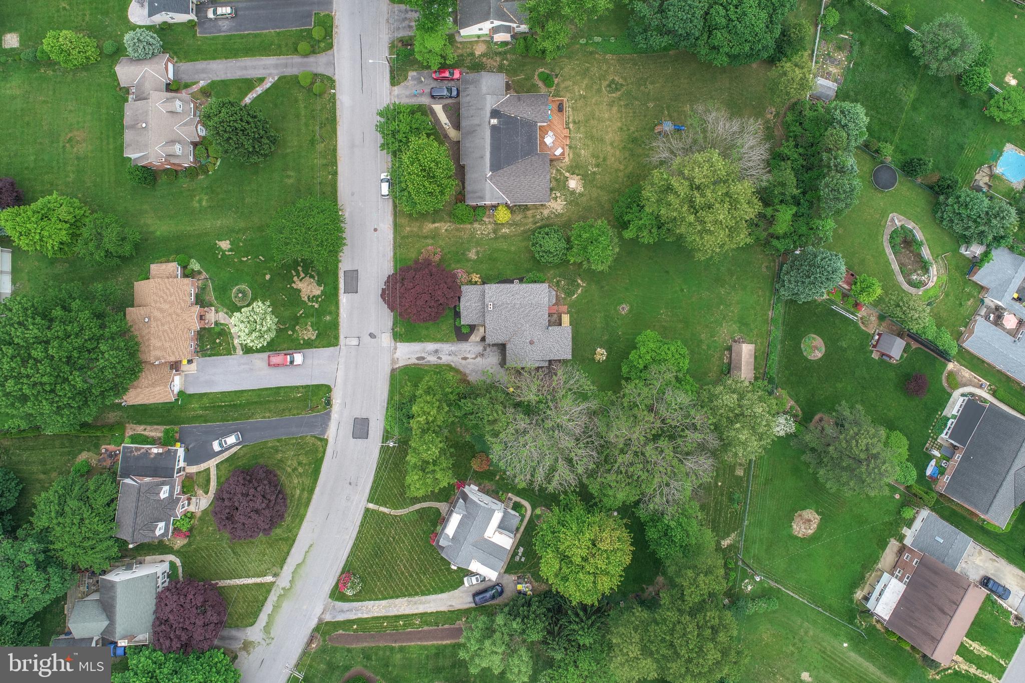 1136 Grandview Road York, PA 17403 - Photo 31 of 40 Gallery Image 31