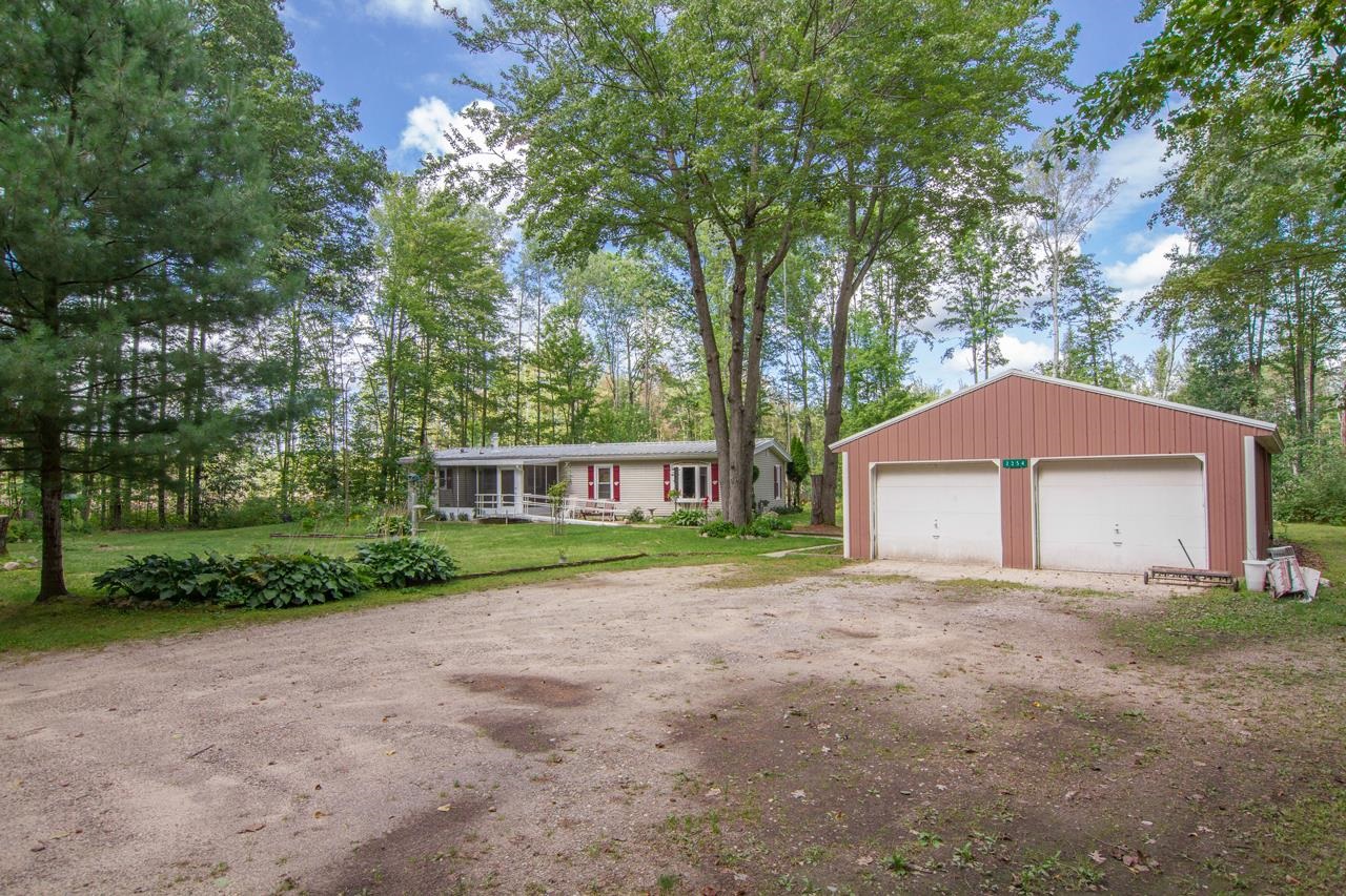 2354 South Wise Road Mount Pleasant, MI 48858 - Photo 2 of 35
