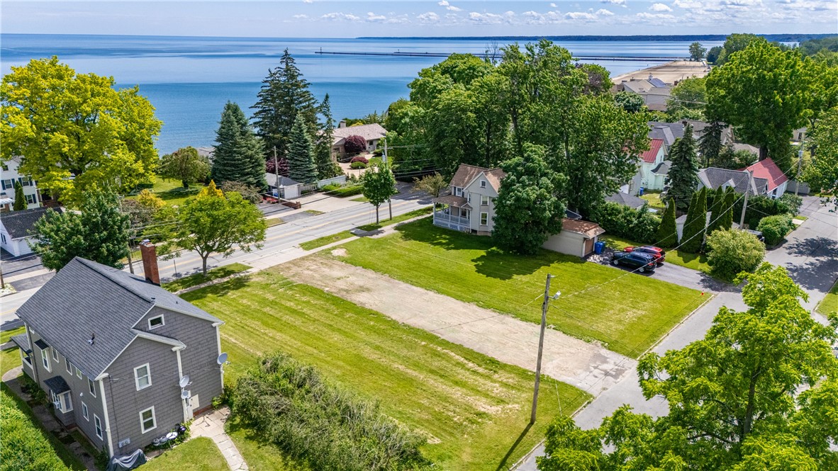425 Beach Avenue Rochester, NY 14612 - Photo 7 of 12