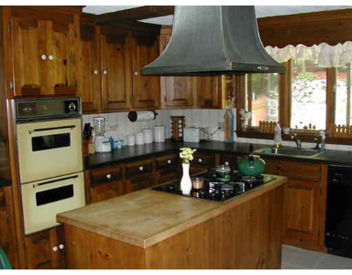130 Edgemere Road Lynn, MA 01904 - Photo 2 of 12 Gallery Image 2
