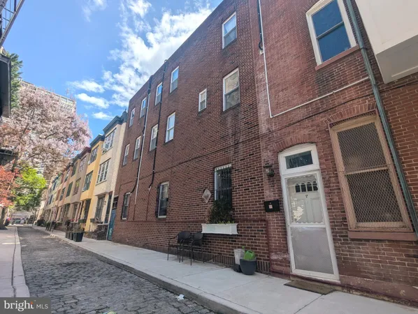 $1,950 | 251 South 21st Street, Unit 1R, Philadelphia, PA 19103