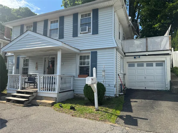 $549,888 | 4 Terrace Place, Glen Cove, NY 11542