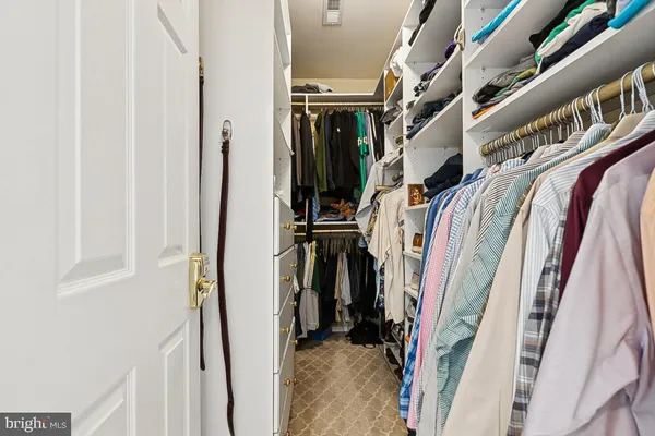 a view of a livingroom with furniture