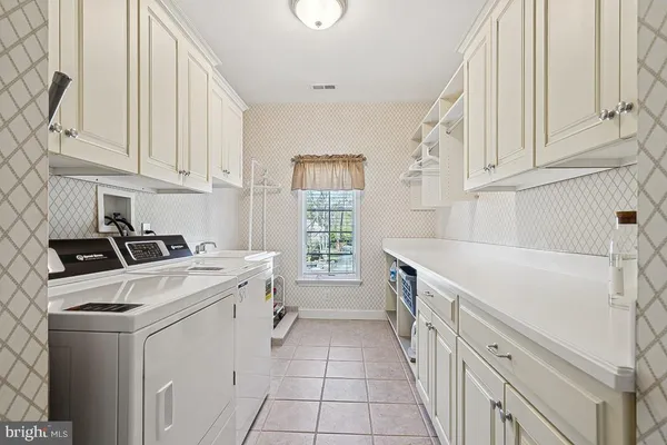 a view of a yard of a house