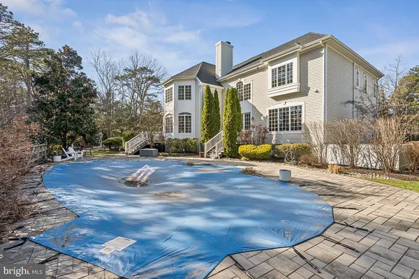 $1,500,000 | 11 Cliffswallow Drive, Medford, NJ 08055