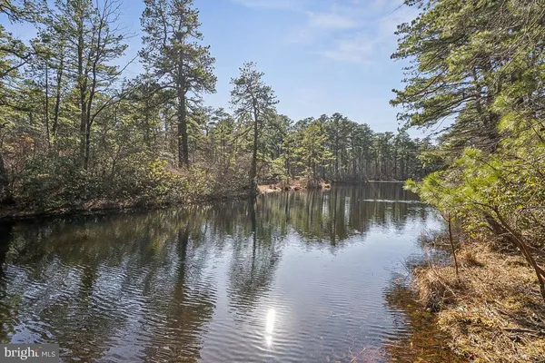 $1,500,000 | 11 Cliffswallow Drive, Medford, NJ 08055