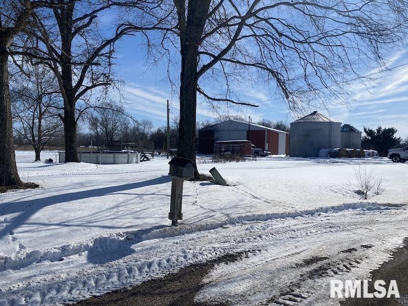 12040 North Fox Road Marshall, IL 62441 - Photo 11 of 35 Gallery Image 11
