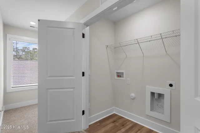 $393,900 | 69 Umbrella Palm Drive, Hampstead, NC 28443