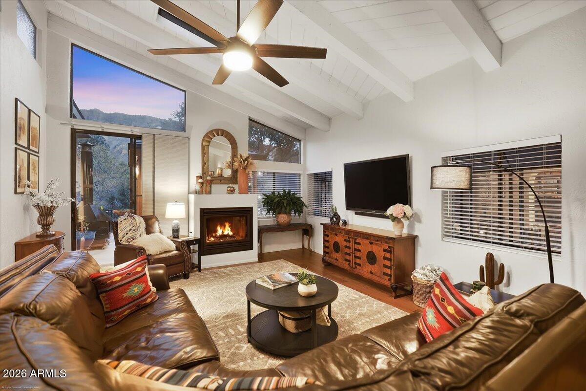 4426 North State Rte 89A, Unit 13 Sedona, AZ 86336 - Photo 11 of 47 Open Living room with vaulted ceilings