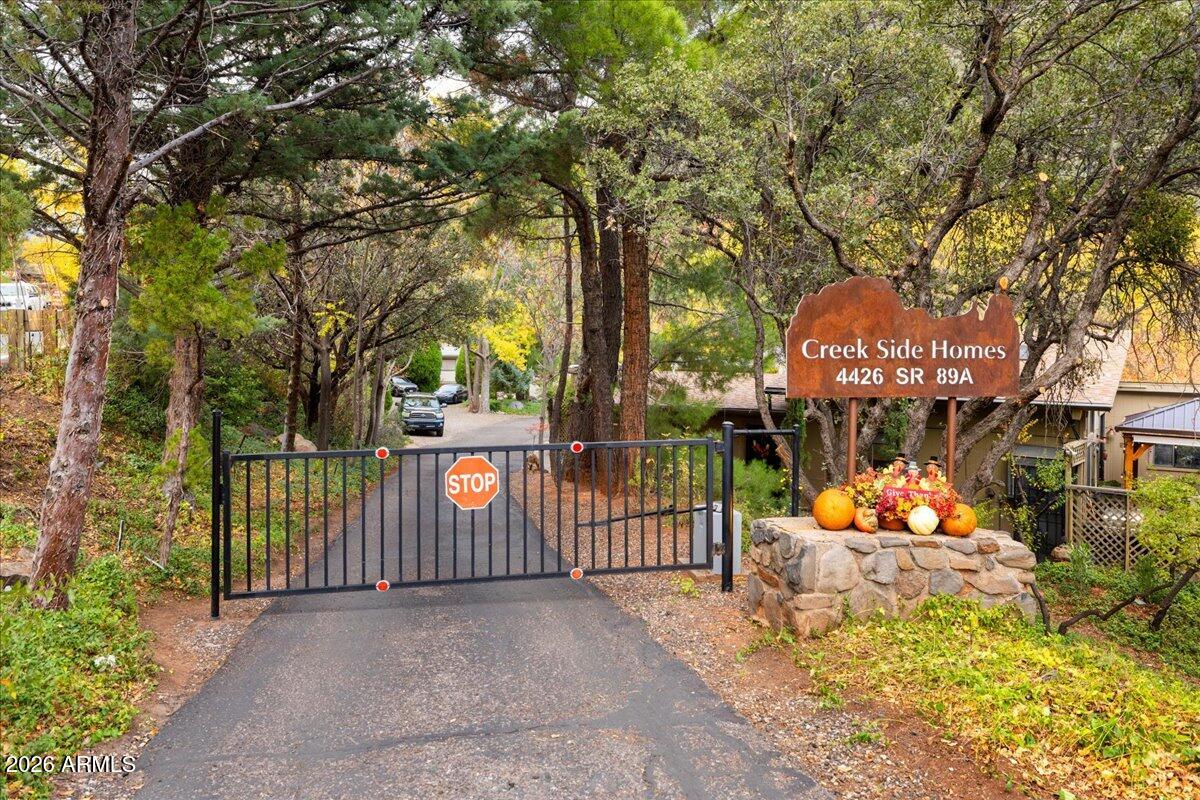 4426 North State Rte 89A, Unit 13 Sedona, AZ 86336 - Photo 5 of 47 Gated Creek front home