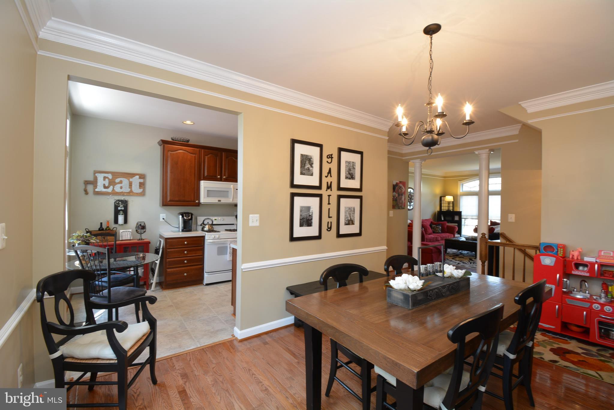 6679 Debra Lu Way Springfield, VA 22150 - Photo 16 of 36