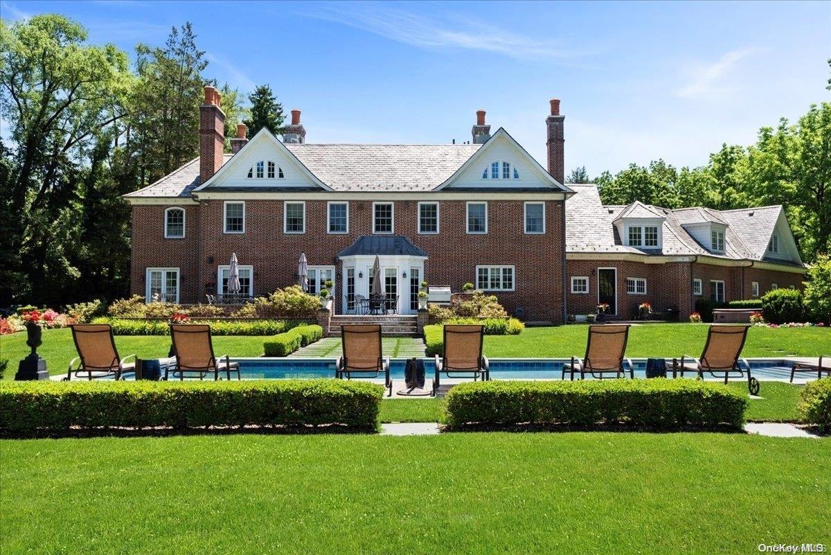 2160 Titus Path Muttontown, NY 11791 - Photo 28 of 35 back yard