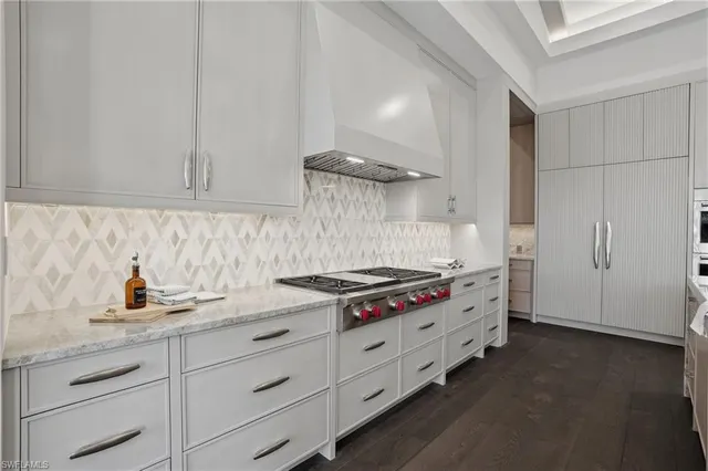 $6,750,000 | 510 Neapolitan Lane, Naples, FL 34103