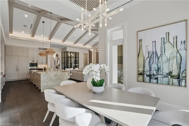 $6,750,000 | 510 Neapolitan Lane, Naples, FL 34103
