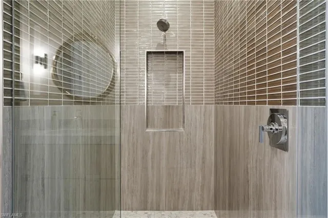 $6,750,000 | 510 Neapolitan Lane, Naples, FL 34103