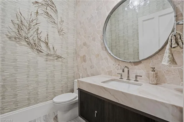 $6,750,000 | 510 Neapolitan Lane, Naples, FL 34103