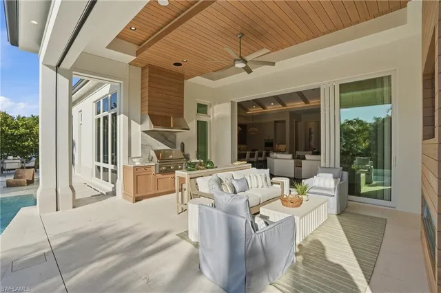 $6,750,000 | 510 Neapolitan Lane, Naples, FL 34103