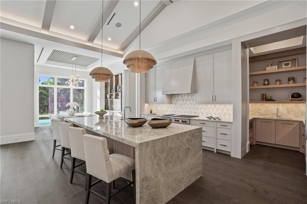 510 Neapolitan Lane Naples, FL 34103 - Photo 9 of 50