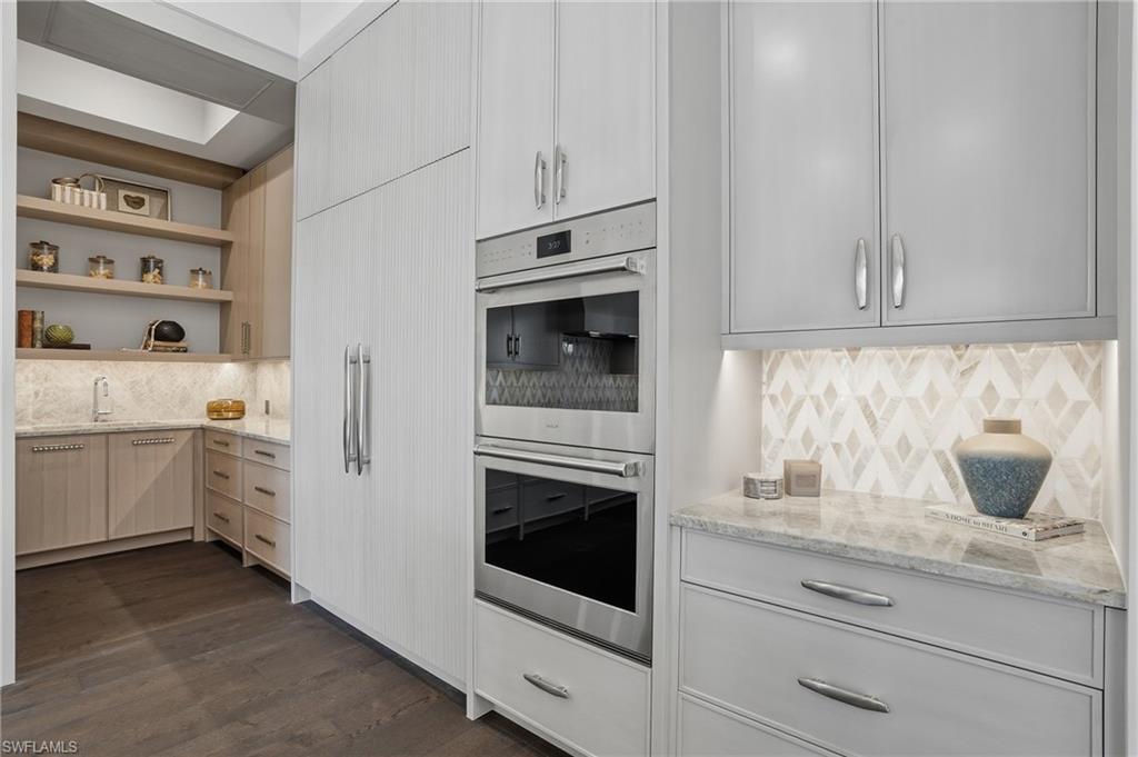 510 Neapolitan Lane Naples, FL 34103 - Photo 10 of 50