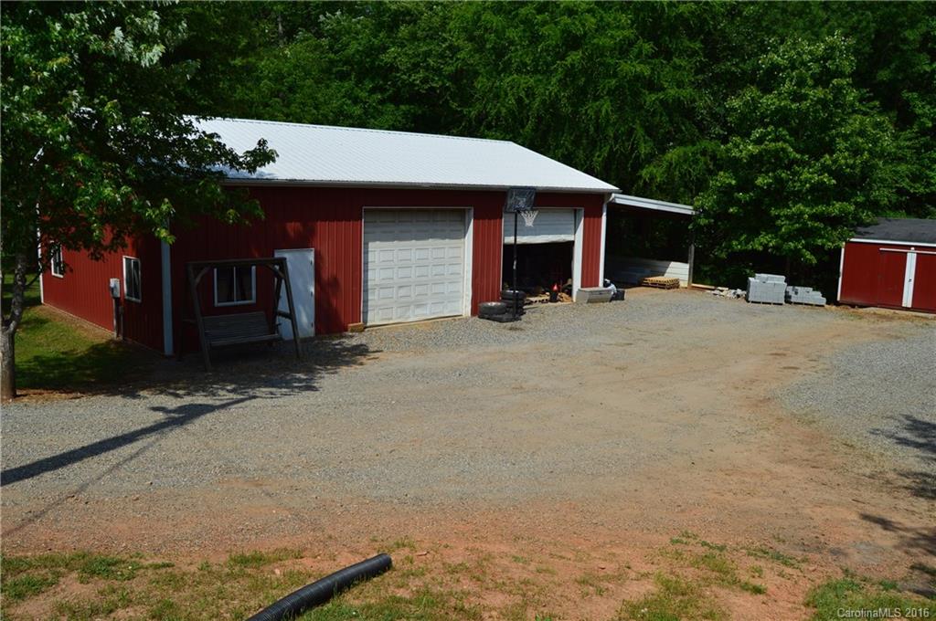 817 Chief Thomas Road Harmony, NC 28634 - Photo 16 of 24 Gallery Image 16
