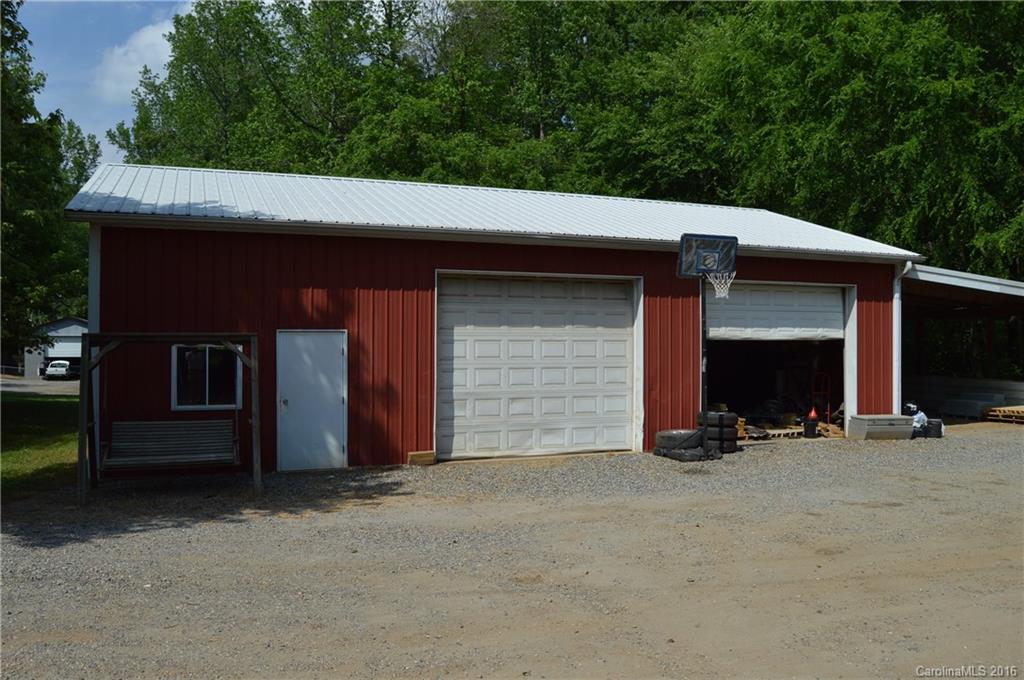 817 Chief Thomas Road Harmony, NC 28634 - Photo 17 of 24 Gallery Image 17