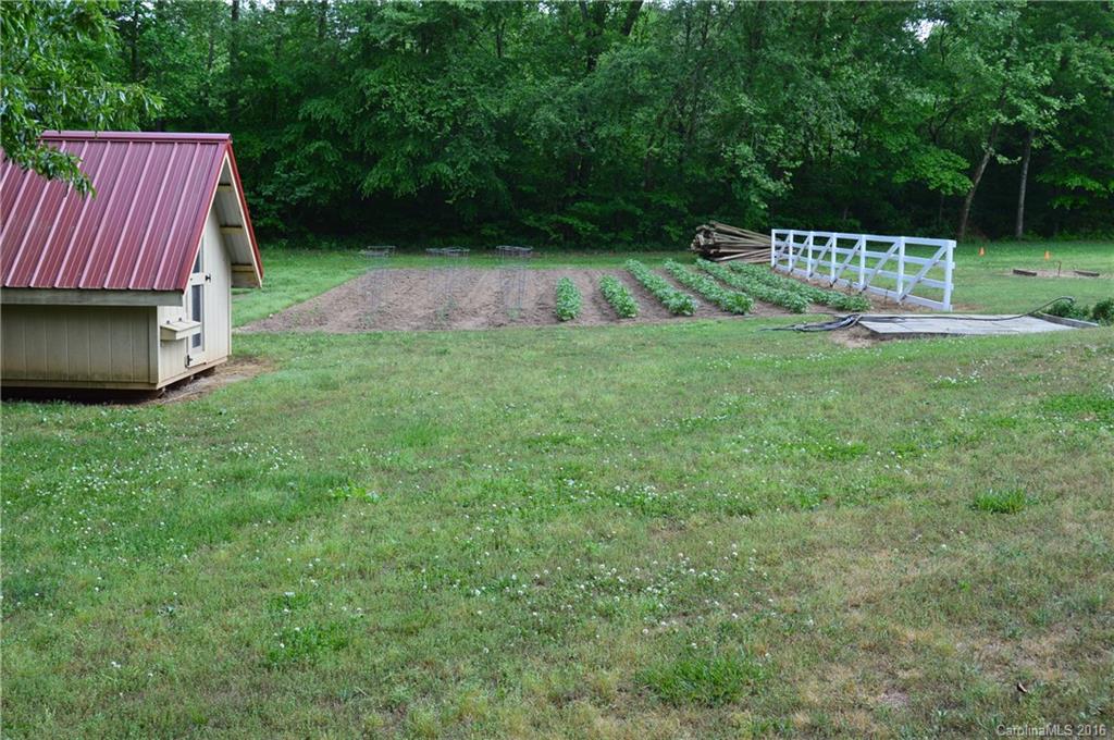 817 Chief Thomas Road Harmony, NC 28634 - Photo 24 of 24 Gallery Image 24