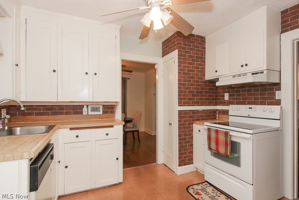1243 Sylvania Road Cleveland, OH 44121 - Photo 11 of 25 Gallery Image 11