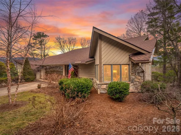 $749,000 | 3802 Timber Trail, Asheville, NC 28804