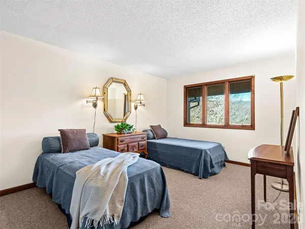 $749,000 | 3802 Timber Trail, Asheville, NC 28804