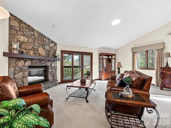 $749,000 | 3802 Timber Trail, Asheville, NC 28804