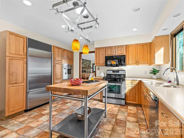 $749,000 | 3802 Timber Trail, Asheville, NC 28804