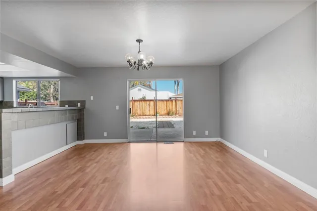 $725,000 | 60 Knight Lane, Hollister, CA 95023