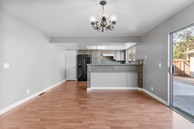 $725,000 | 60 Knight Lane, Hollister, CA 95023