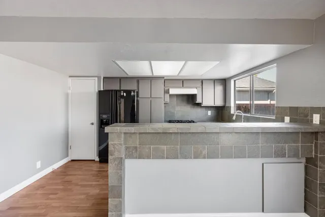 $725,000 | 60 Knight Lane, Hollister, CA 95023