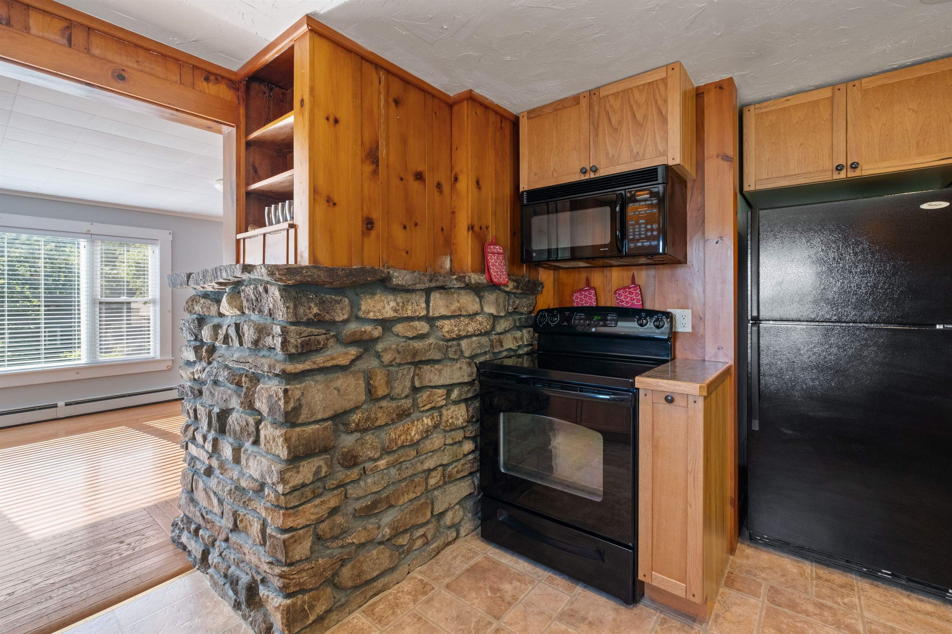 894 Cherry Valley Road Gilford, NH 03249 - Photo 18 of 32 Gallery Image 18