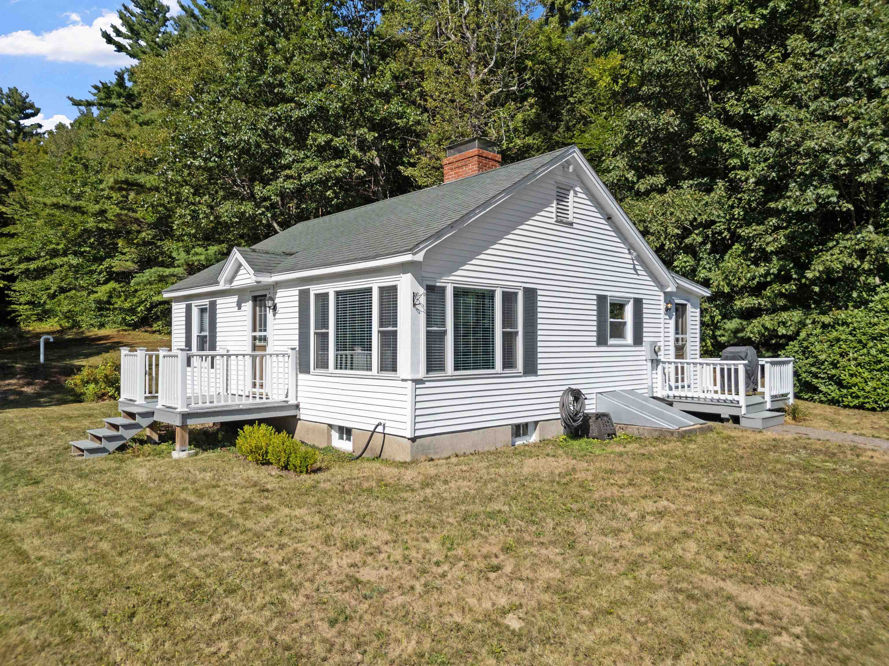 894 Cherry Valley Road Gilford, NH 03249 - Photo 3 of 32 Gallery Image 3