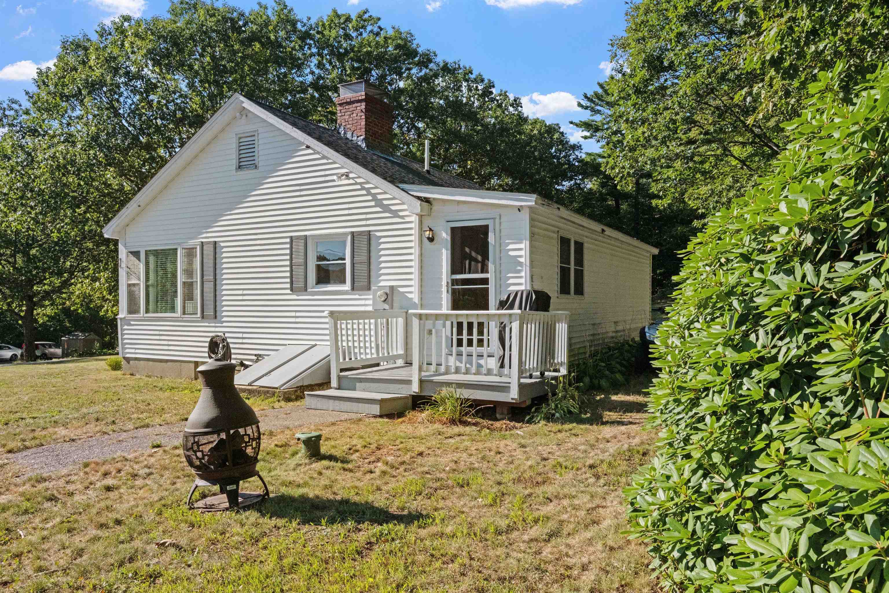 894 Cherry Valley Road Gilford, NH 03249 - Photo 9 of 32 Gallery Image 9