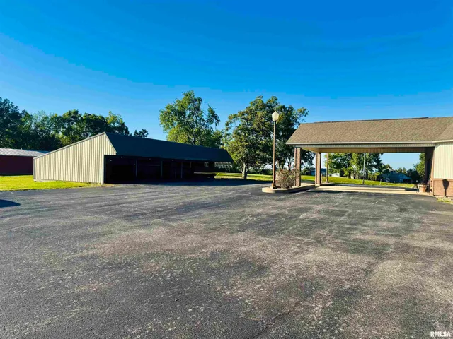$774,000 | 965 Goreville Road, Unit 16, Goreville, IL 62939