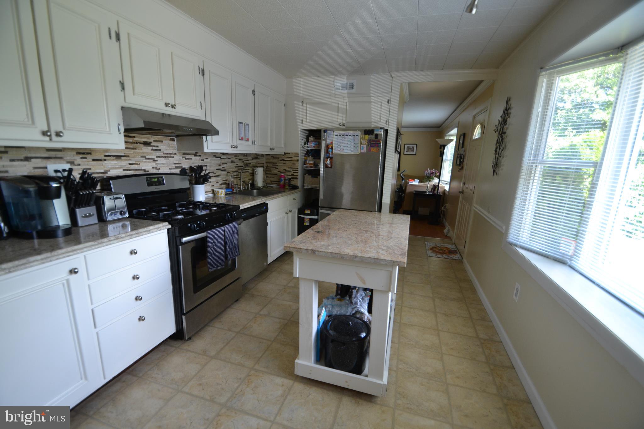 2480 Byberry Road Hatboro, PA 19040 - Photo 11 of 30 Kitchen