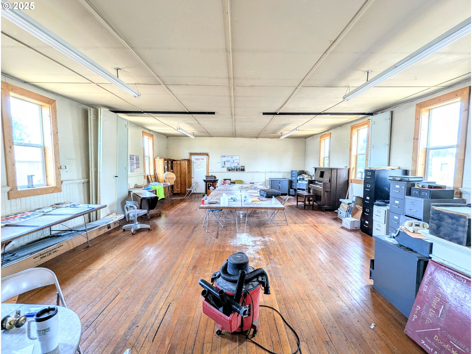 1290 Baltimore Street Elgin, OR 97827 - Photo 4 of 7