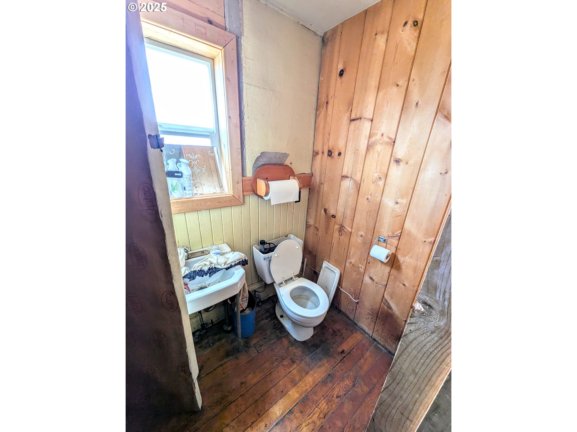 1290 Baltimore Street Elgin, OR 97827 - Photo 7 of 7