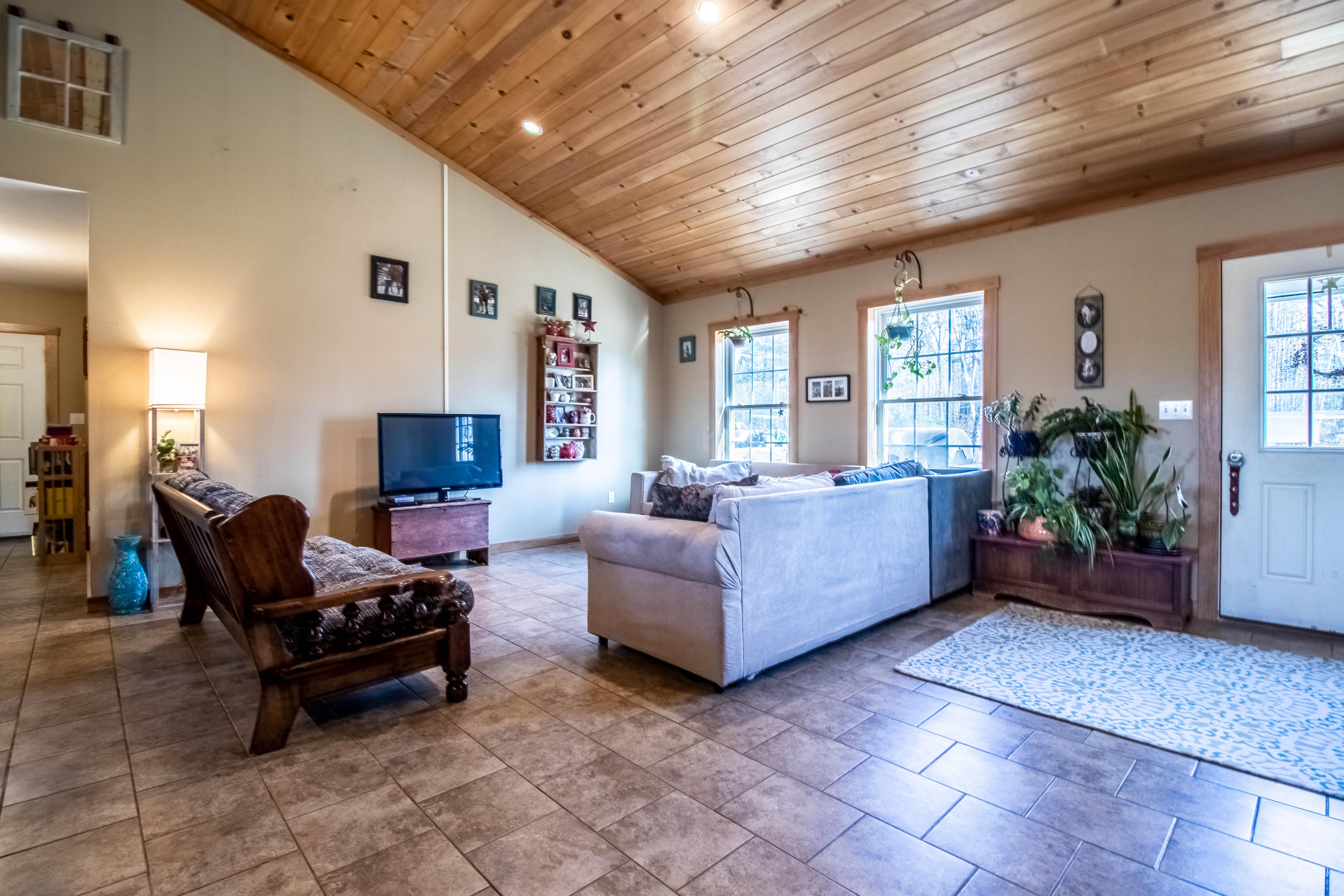 1682 Alna Road Alna, ME 04535 - Photo 7 of 39 Living Room