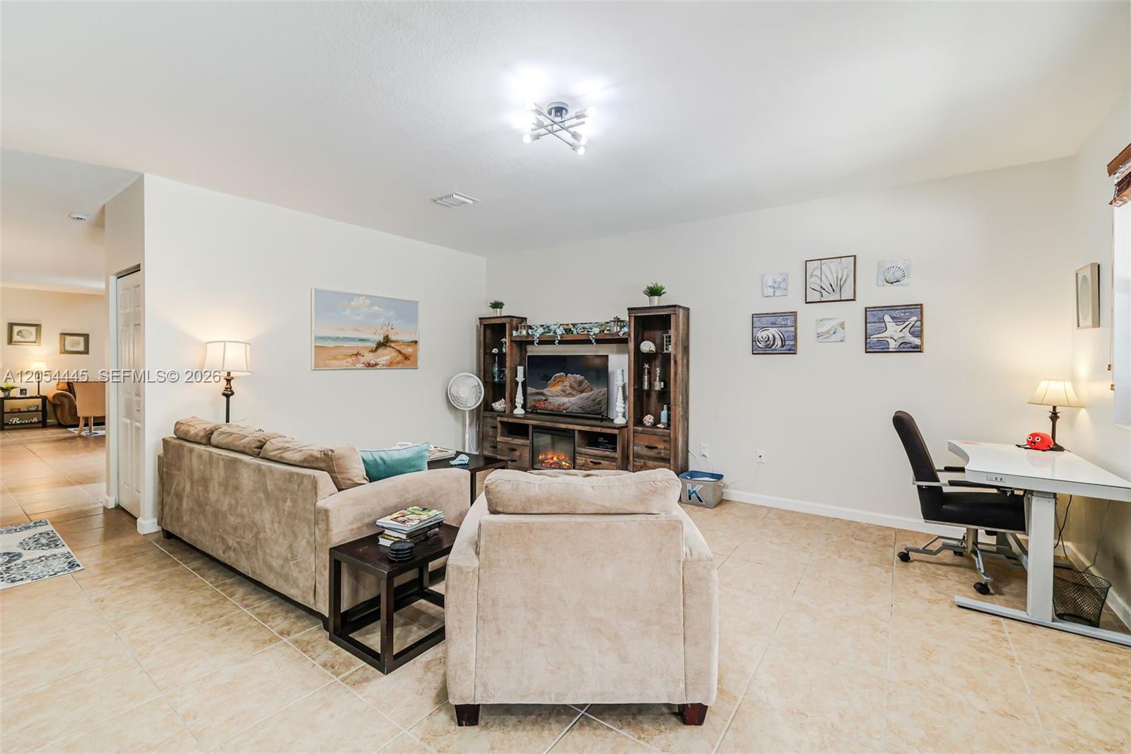 17670 Southwest 154th Place Miami, FL 33187 - Photo 13 of 69 Gallery Image 13